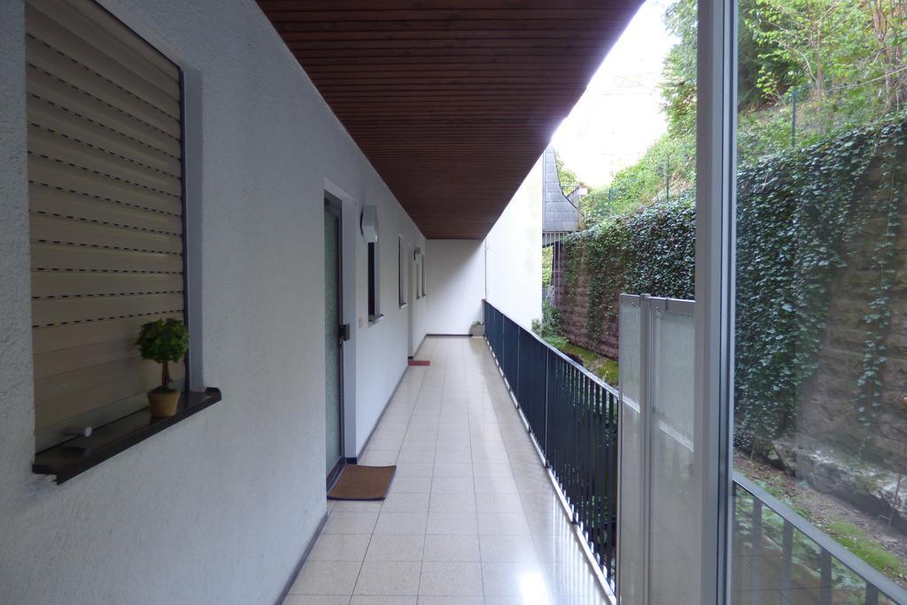 Colibri Apartment บาเดน-บาเดน ภายนอก รูปภาพ